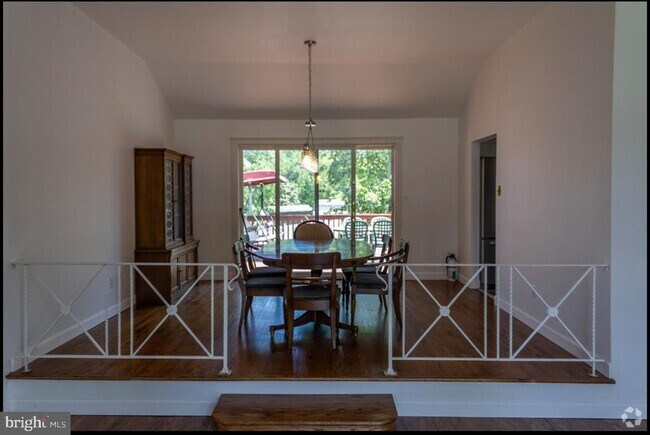 Building Photo - 1000 Haddonfield-Berlin Rd Rental