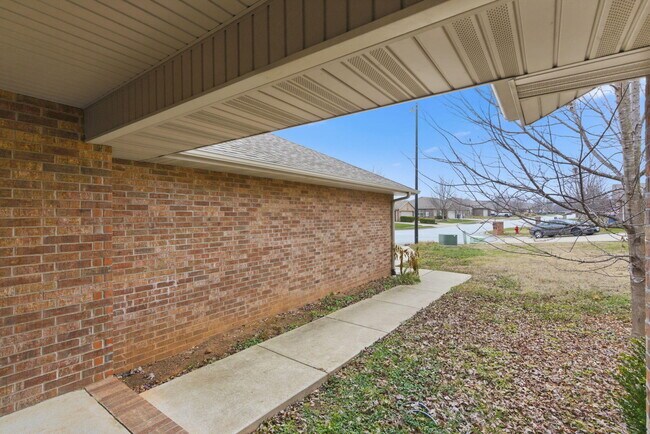 Photo - 5910 N 23rd St