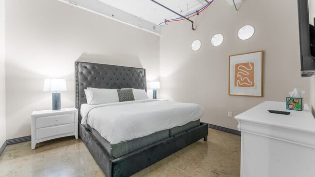 Photo - 500 S Ervay St Unit ID1297758P