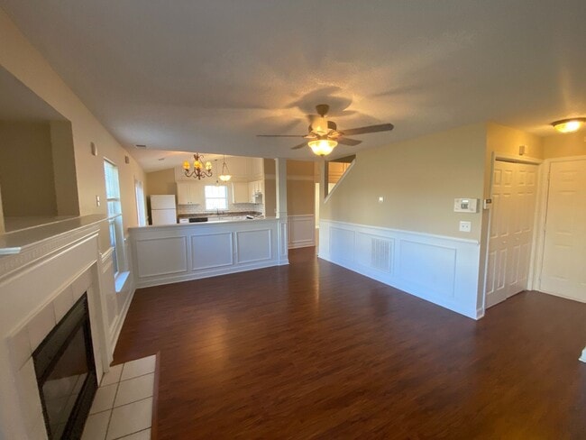 Photo - 3 bed, 2.5 bath home located in Creekside at Coulwood!