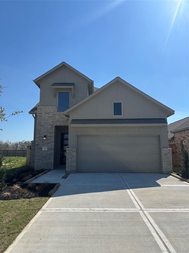 Photo - 206 Mercury Sky Rd