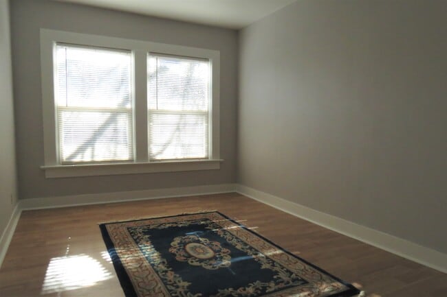 Photo - 200 S 16th St
