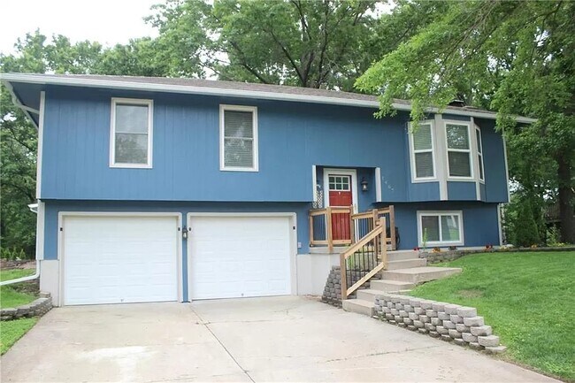 Photo - 1467 Grandview Dr