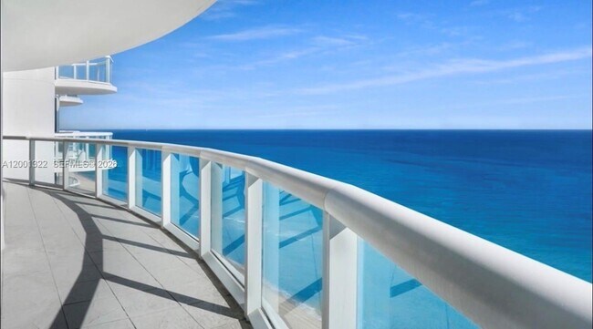 Photo - 6365 Collins Ave Unidad 2702