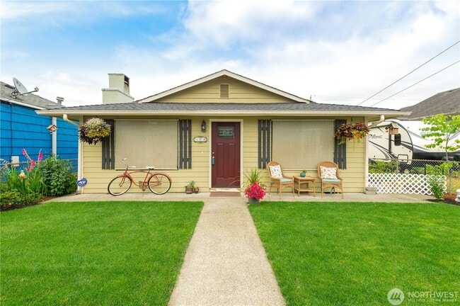 Building Photo - 314 Pike St NE