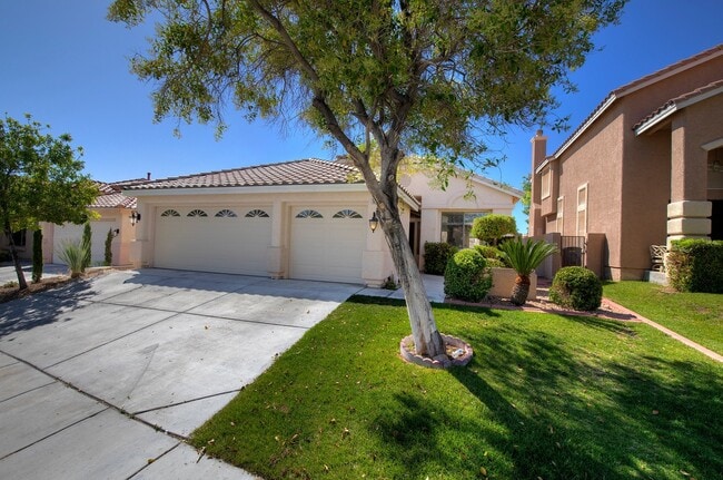 Photo - Summerlin 1 Story Home w/ Pool & Spa