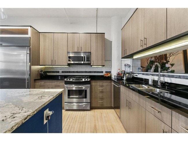 Photo - 290 Market St Unidad 702