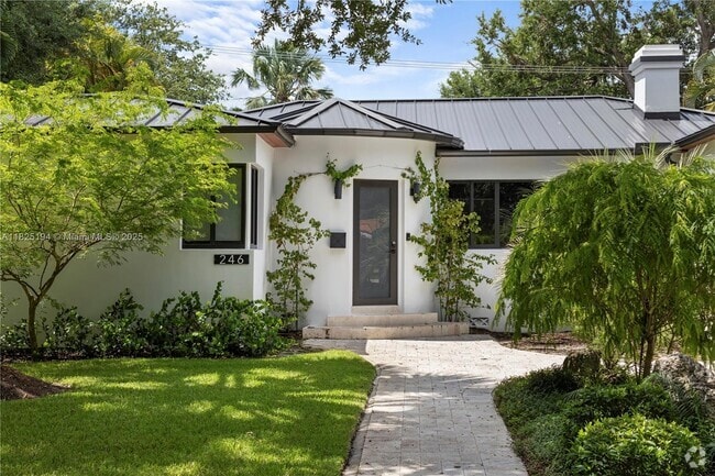 Building Photo - 246 NW 93rd St Rental