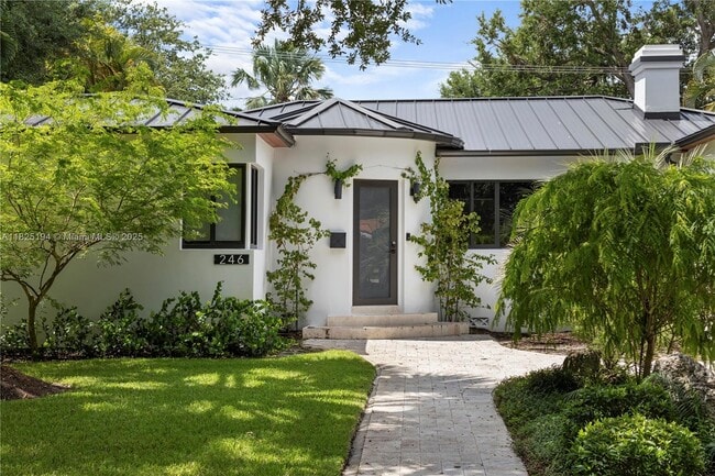 Building Photo - 246 NW 93rd St Rental