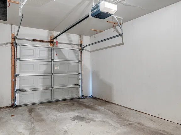 12926 University Crescent Unit 17