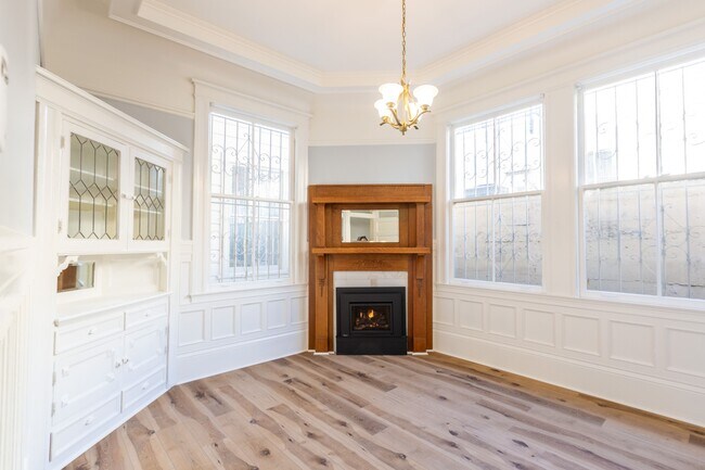 Building Photo - 466 Columbus Ave