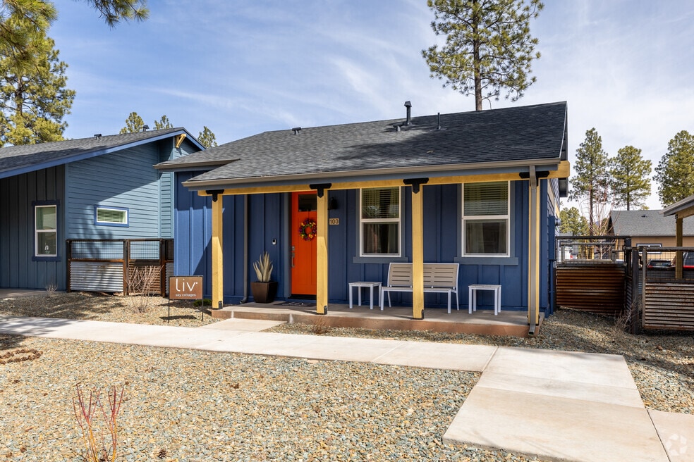 Polaris 1BR, 1BA - 840SF Exterior