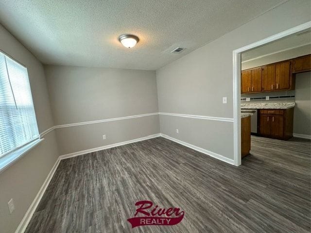 Photo - 2604 Carrington Dr