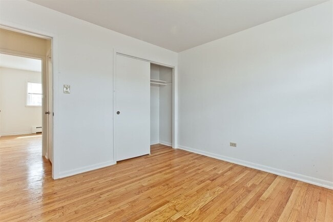 Photo - 464 Gordon Ave Calumet City, IL 60409