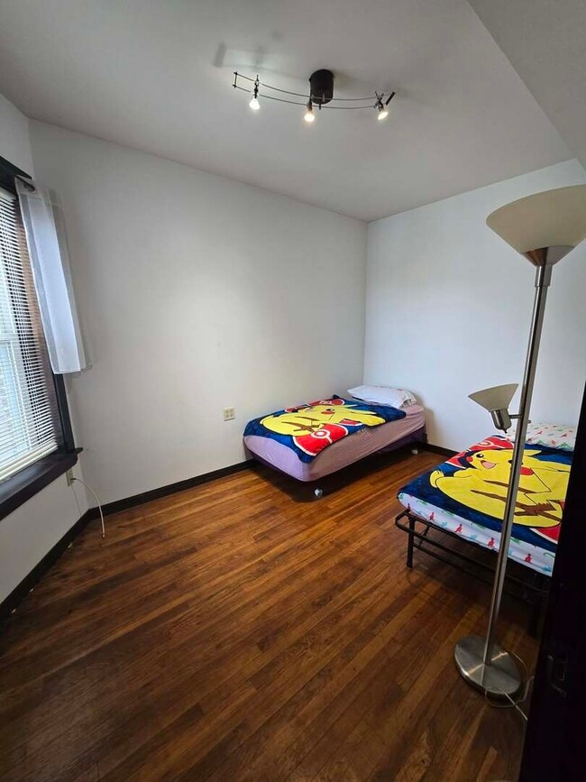 Photo - 5114 N Ashland Ave