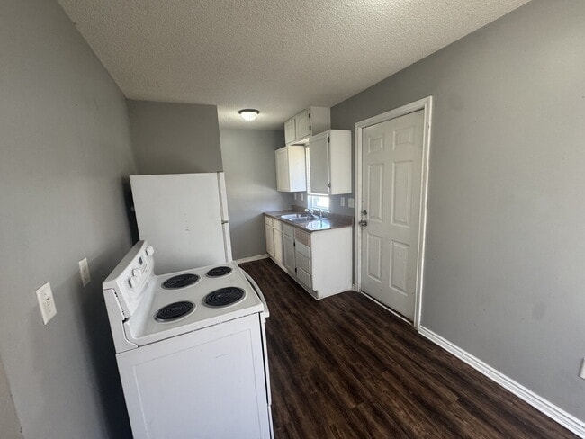 Photo - 824 S Water St Unit 4