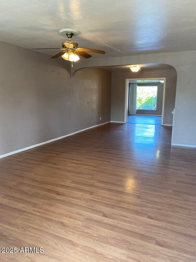 Photo - 822 W Missouri Ave