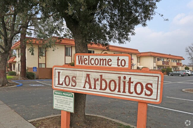 Photo - Los Arbolitos Apartments