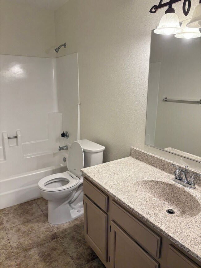 Photo - 2220 W Dora St Unit 225