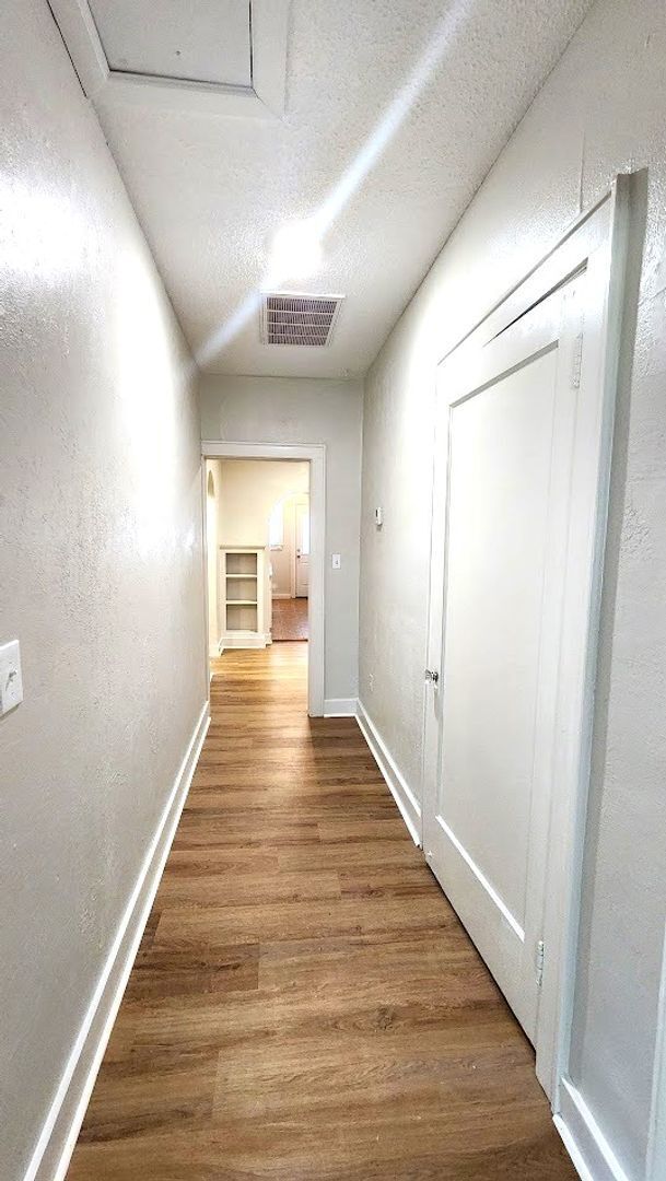 Photo - 2 Bed 1 Bath Duplex in the Aurora Addn NW OKC