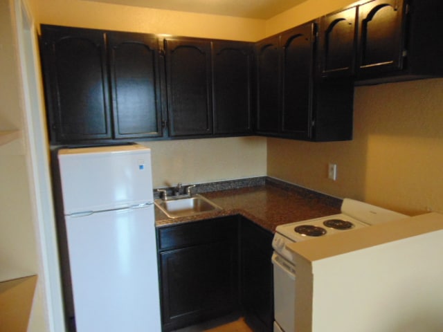 Oak Tree Apartments