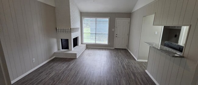 Photo - 11122 Thackery Ln