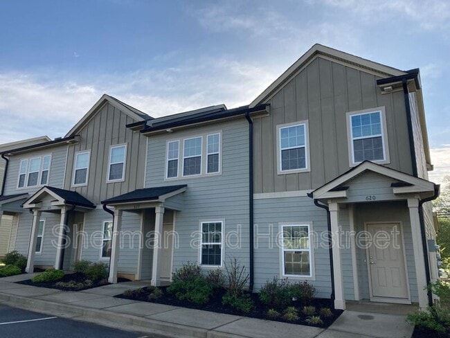 Building Photo - 622 Dobhill Ln Unit 622