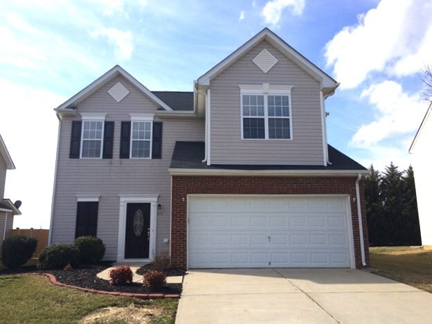 Photo - 696 Pimlico Dr House