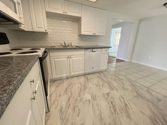 12903 College Hill Dr