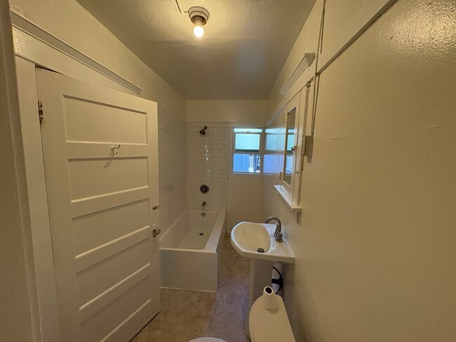 Photo - 614 S Louise St Unit 614 S. Louise