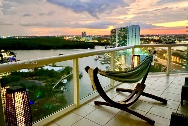 Building Photo - 16500 Collins Ave Unit 1856
