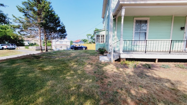 Photo - 1003 Rivermont Ave