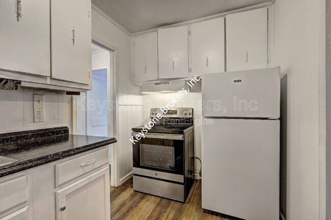 Photo - 1212 Hartley St