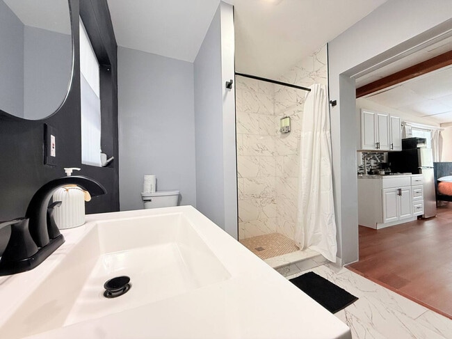 Photo - 904 15th St NE Apartamento Unidad ID1258750P