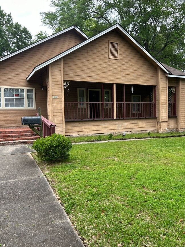 Building Photo - 1348 W Kirby Pl Unit Vacant