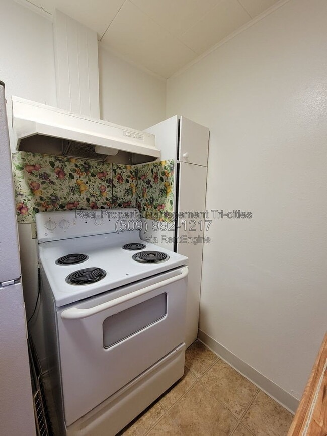 Photo - 728 W Bonneville St Unidad 1