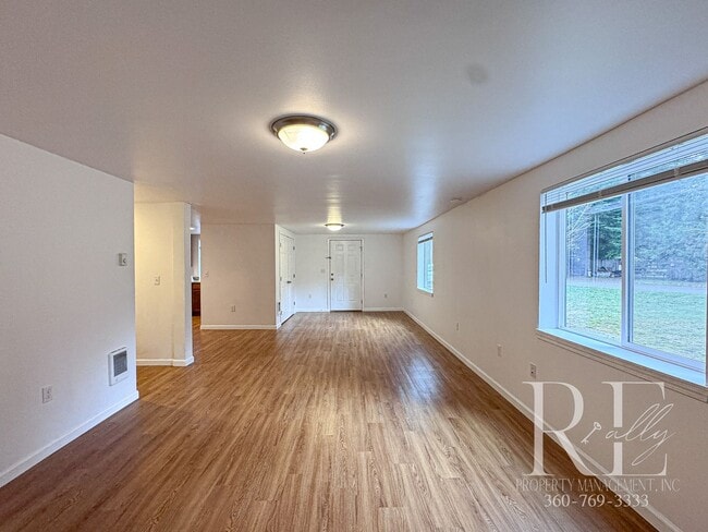 Photo - Fully Renovated Lower Unit with Tons of Storage & Extra Parking in Port Orchard