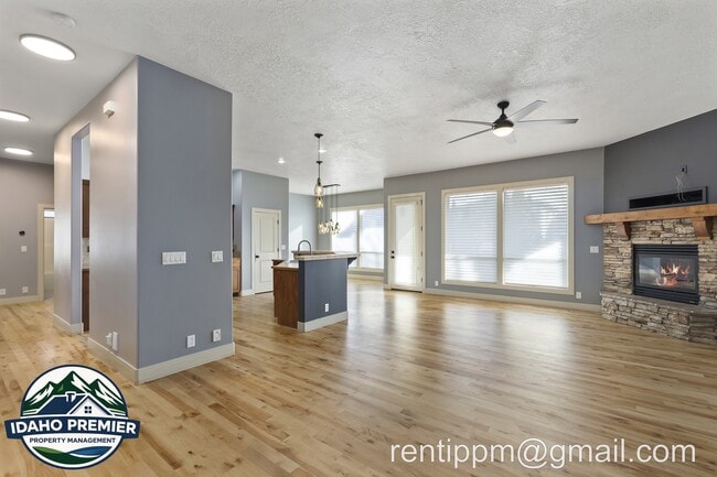 Photo - 3103 E Tybalt Ct