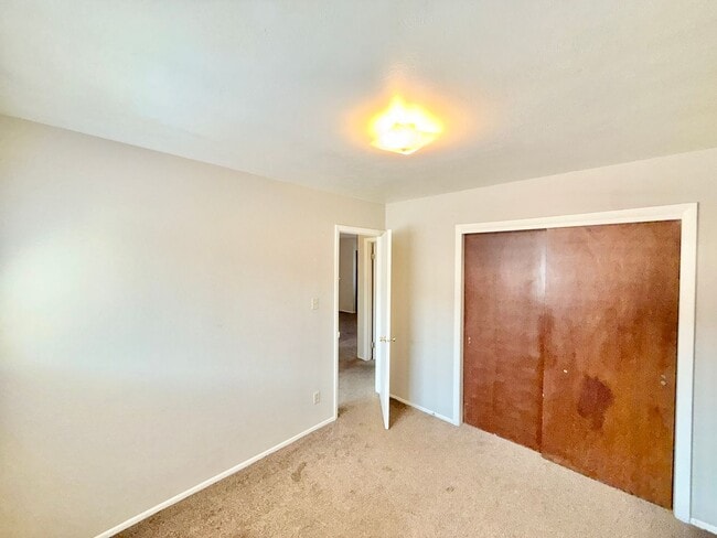 Photo - 1116 Holland Park Blvd Unit #2