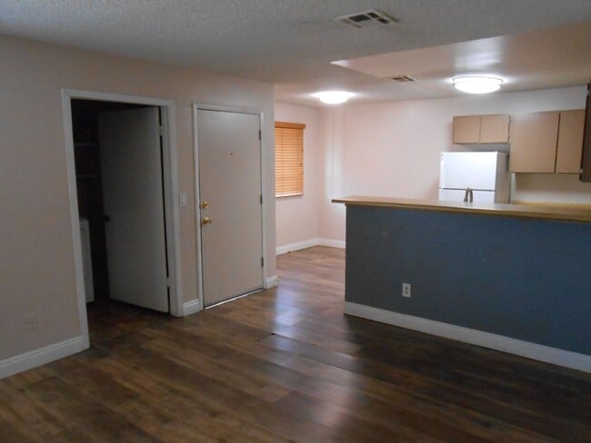 Photo - 1st Floor Condo in Sunrise Manor