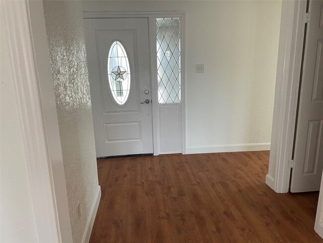 Photo - 10930 Bob White Dr