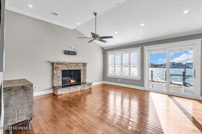 Photo - 68 Blue Heron Dr