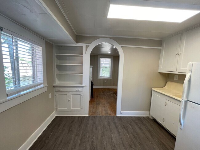 Photo - ((MOVE IN SPECIAL)) Simply the BEST! Adora... Unit 2012 Sanquinet