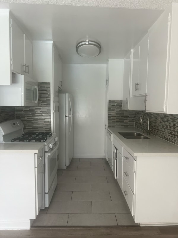 Photo - 502 Avenue G Ave