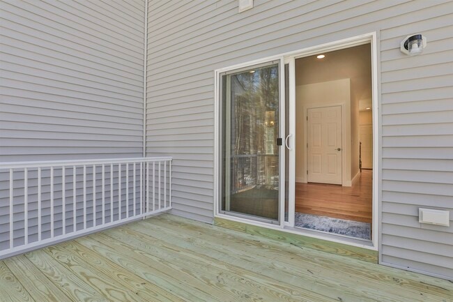 Photo - 22 Reeds Ferry Way