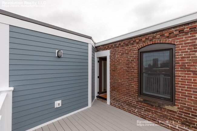 Photo - 15 Kenilworth St Unit #3