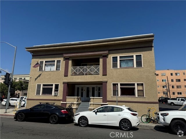 Building Photo - 354 Chestnut Ave Unit 2 Rental