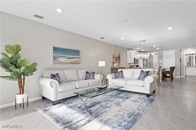 Photo - 14558 Edgewater Cir