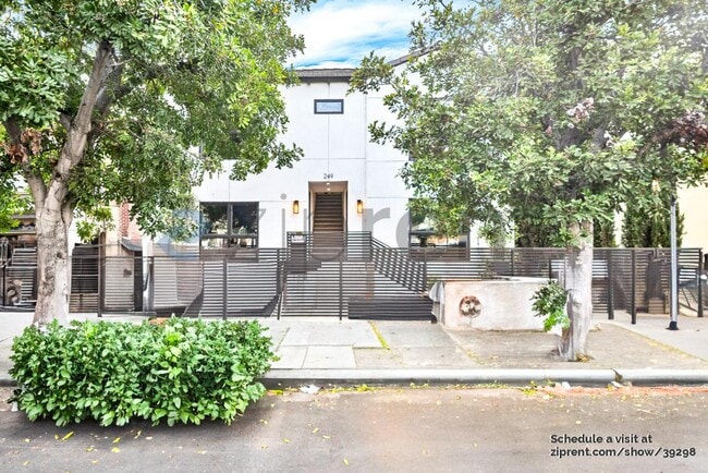 Photo - 249 N Bonnie Brae St Rental