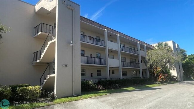 Building Photo - 485 N Pine Island Rd Unit A101 Rental